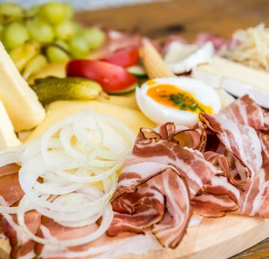  © SalzburgerLand Tourismus_Brettljause.jpg