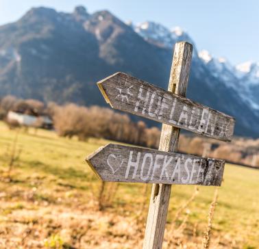  © SalzburgerLand Tourismus_Wegweiser.jpg