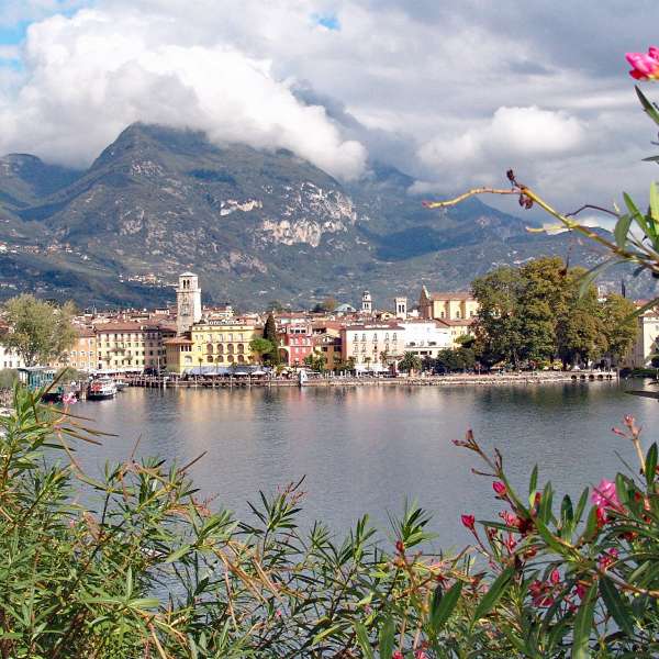 Gardasee_Riva del garda_italy-2441158©Pixabay